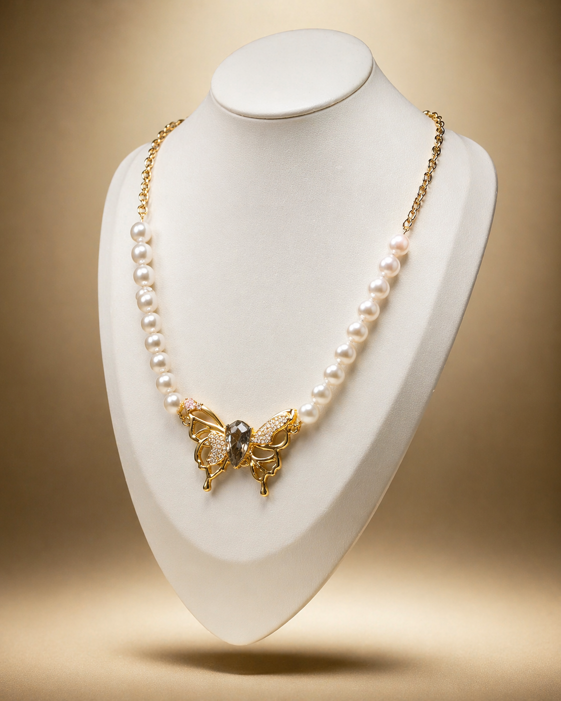 Galgantilla de perla con mariposa